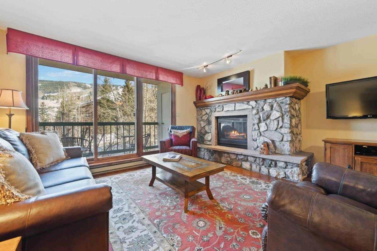 Borders Lodge By East West Hospitality Beaver Creek Exterior foto