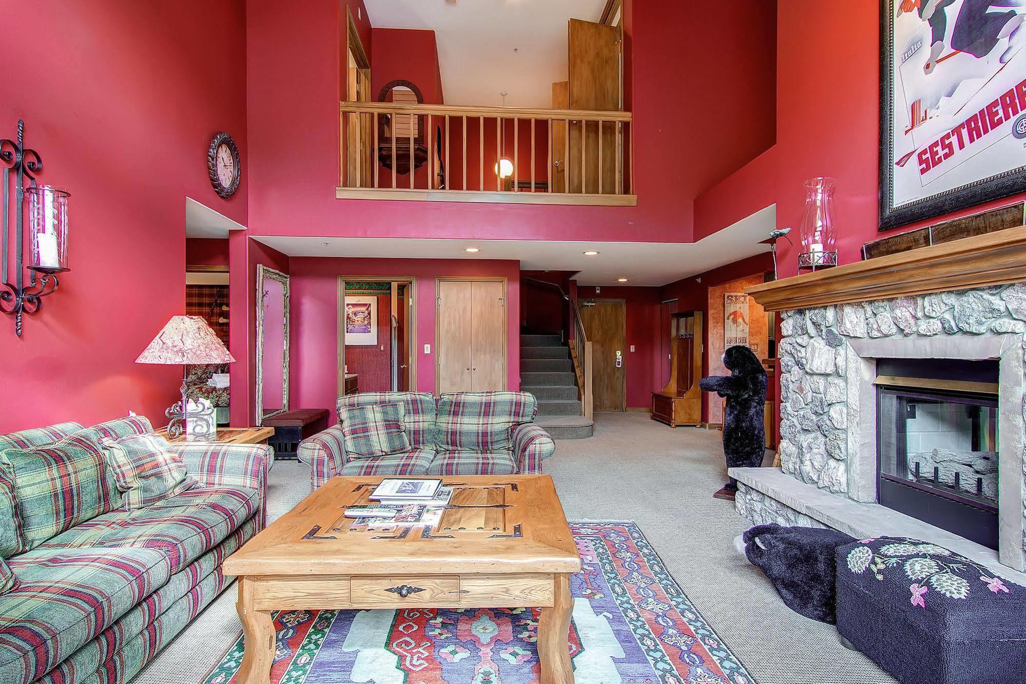 Borders Lodge By East West Hospitality Beaver Creek Exterior foto