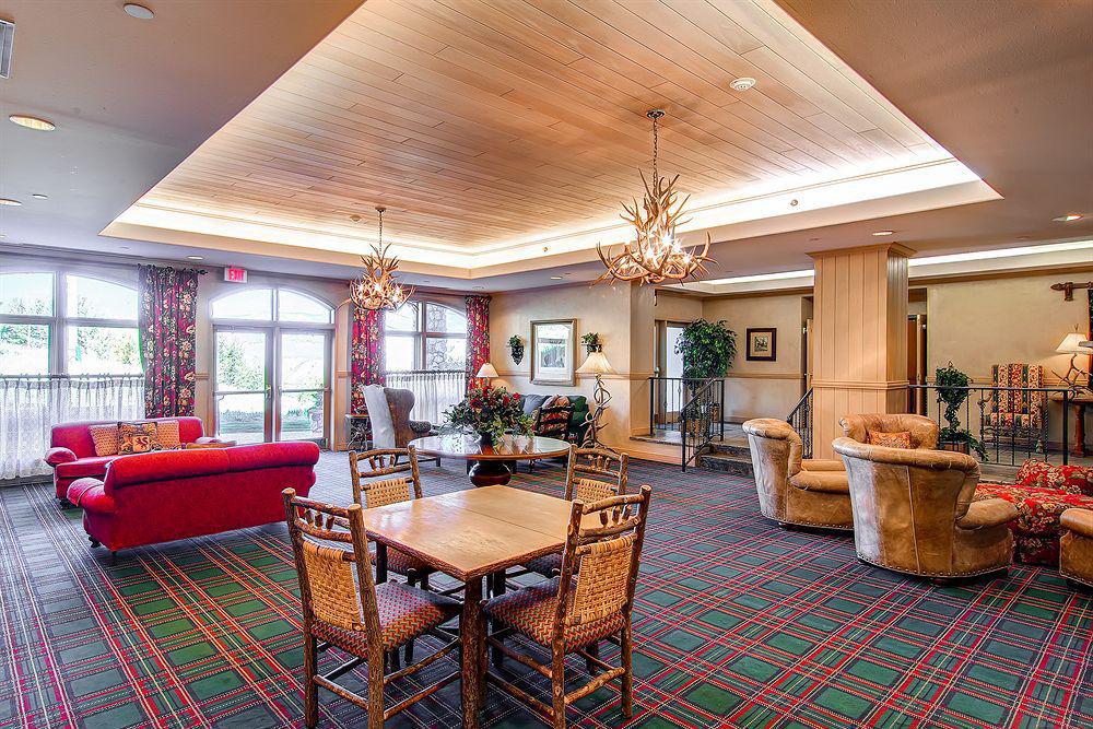 Borders Lodge By East West Hospitality Beaver Creek Exterior foto